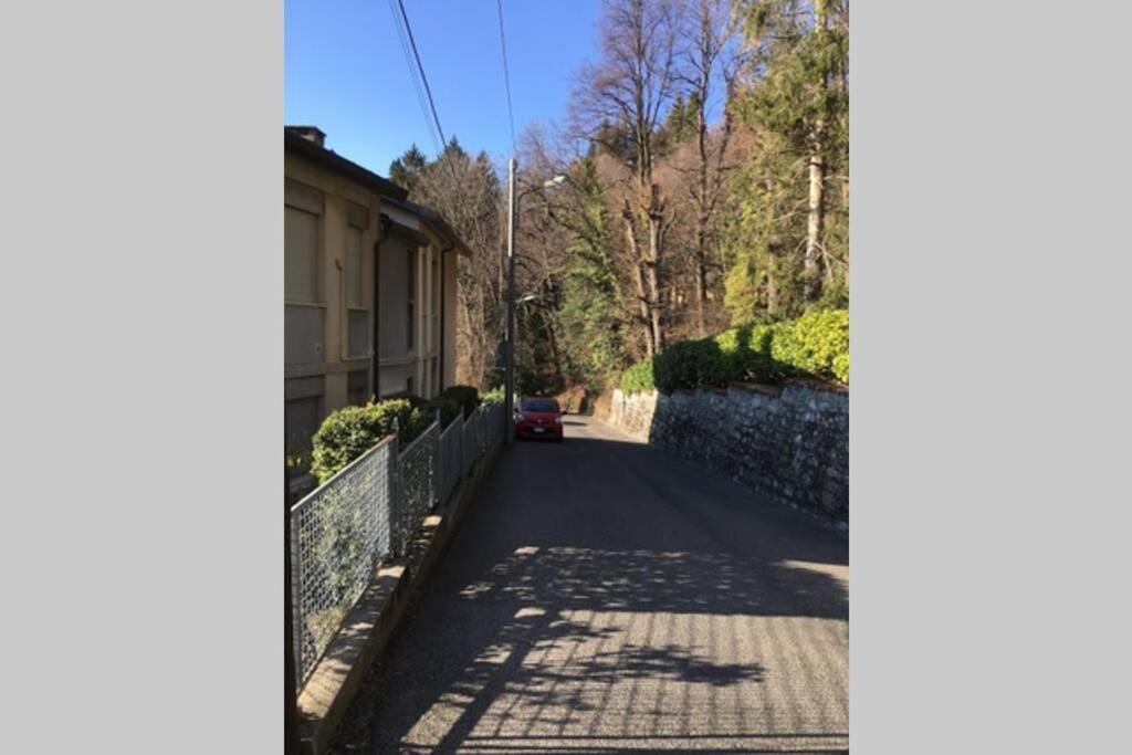 Apartament La Casa Di Lory Brunate Zewnętrze zdjęcie