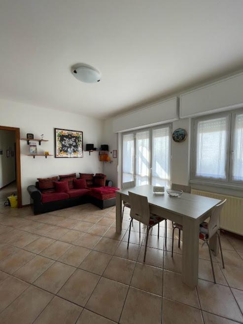 Apartament La Casa Di Lory Brunate Zewnętrze zdjęcie